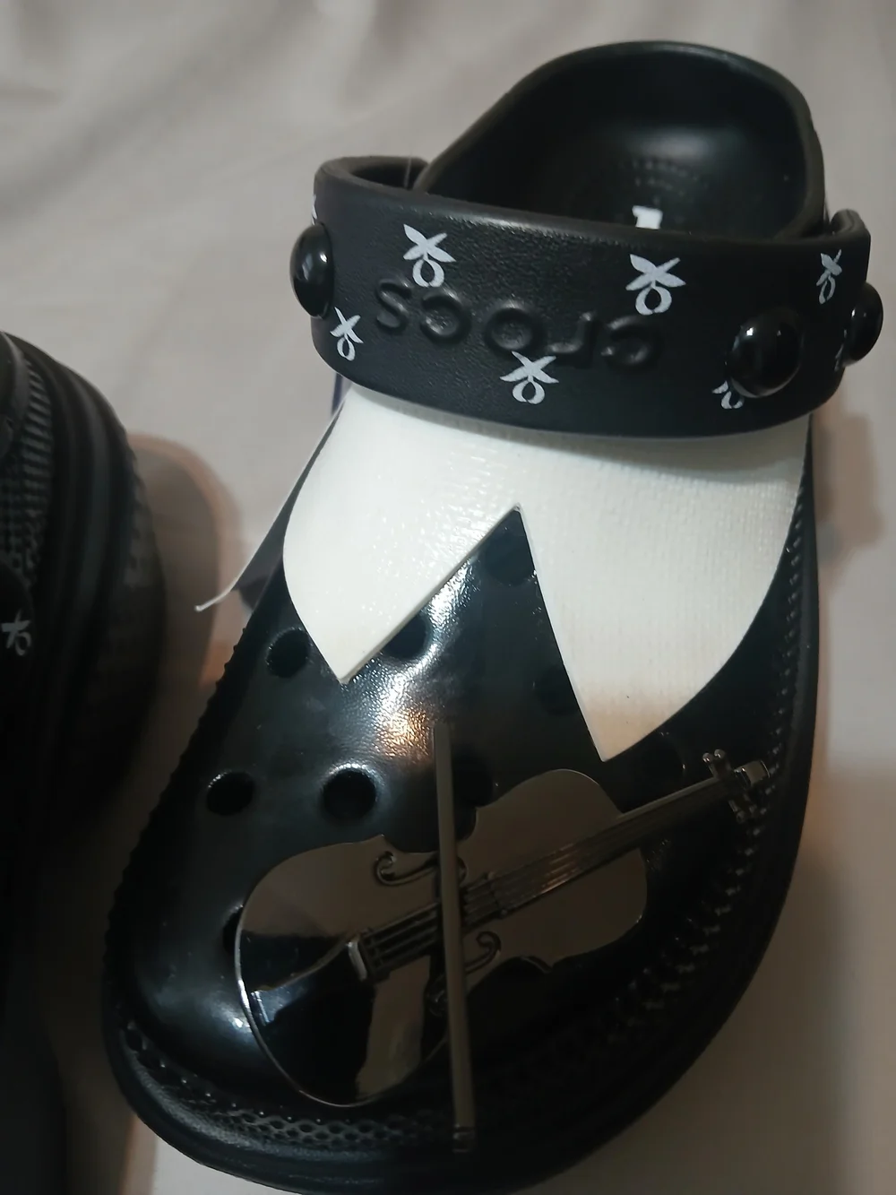 CROCS Black and White Platform Mary Jane Clogs with Detachable Hand Charm